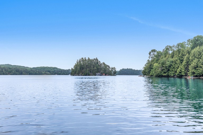 1020 Hilltop Crescent, Muskoka, Ontario, Canada