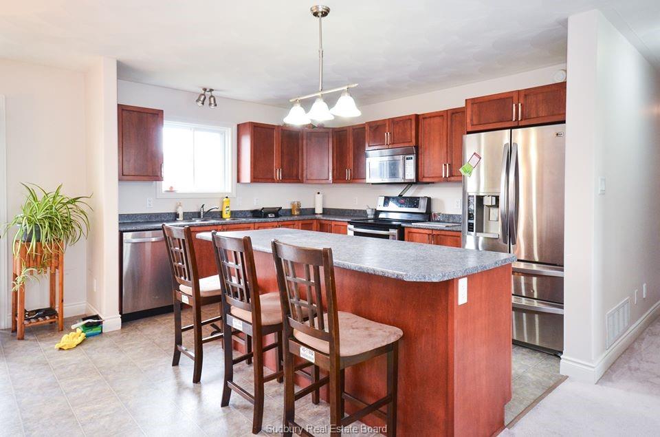 48 Equinox Crescent, Sudbury Ontario, Canada