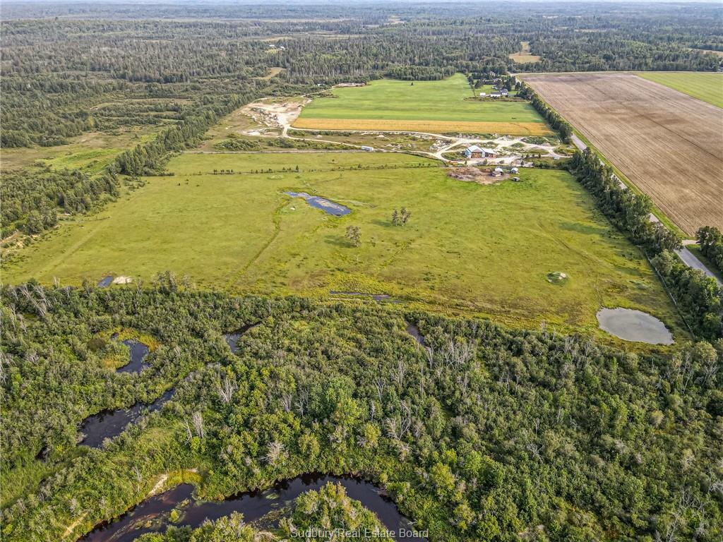 876 Montee Principale, Chelmsford, Ontario, Canada