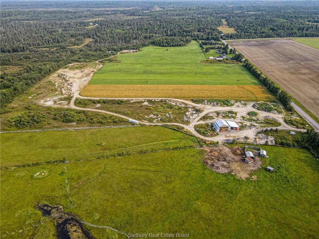 876 Montee Principale, Chelmsford, Ontario, Canada