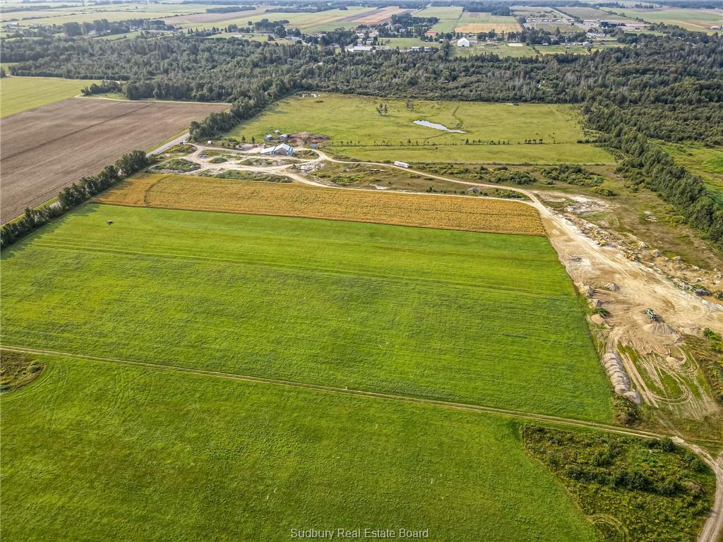876 Montee Principale, Chelmsford, Ontario, Canada