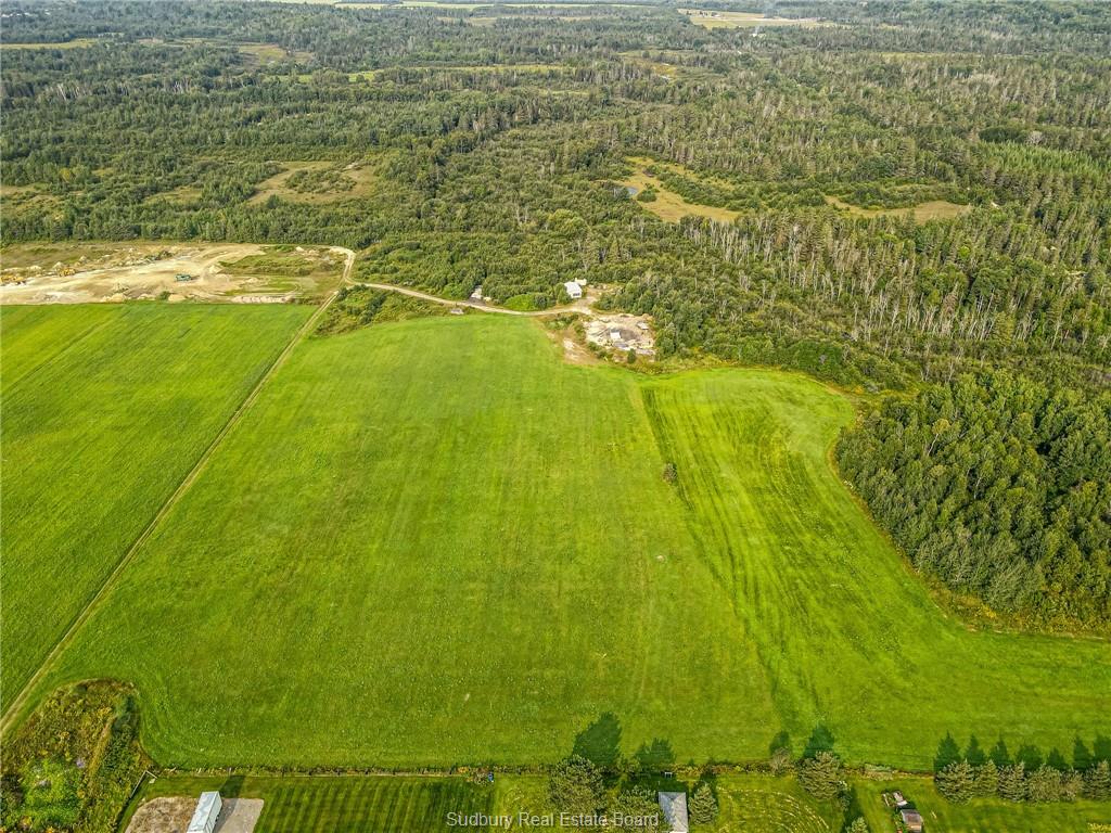 876 Montee Principale, Chelmsford, Ontario, Canada
