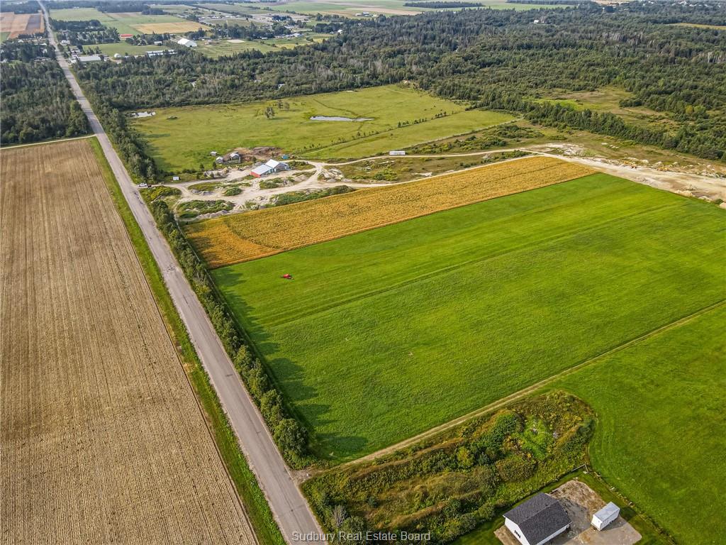 876 Montee Principale, Chelmsford, Ontario, Canada