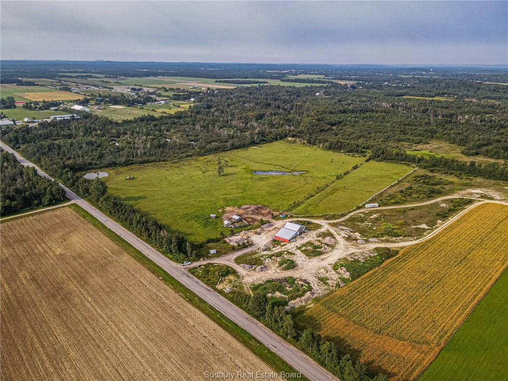 876 Montee Principale, Chelmsford, Ontario, Canada