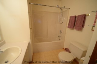 18 STACEY CRES, Garson, Ontario, Canada