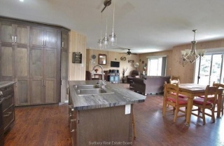 615 pine cove road, St. Charles Ontario, Canada