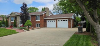 7390 disputed road, 