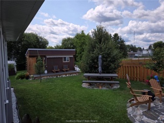 17 Lapansee, St. Charles Ontario