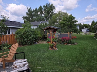 17 Lapansee, St. Charles Ontario