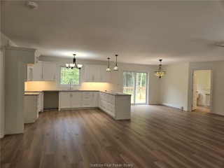 64 Forest Hill, Monetville Ontario