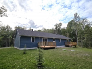 64 Forest Hill, Monetville Ontario