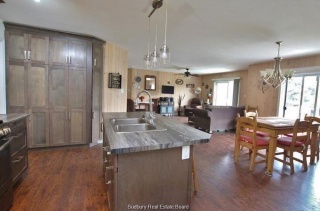 615 Pine Cove Road, St. Charles Ontario