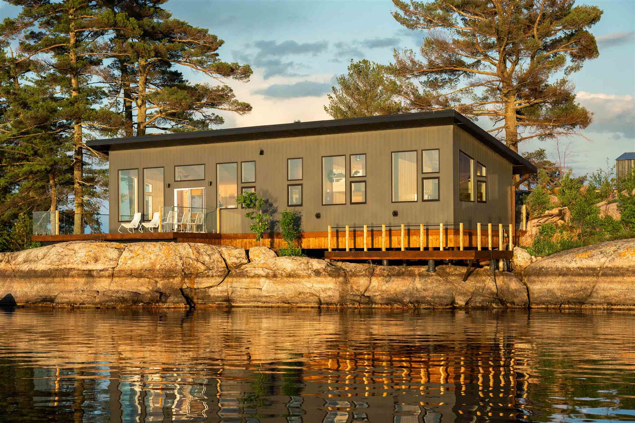 Island S900 Little Sand Lake, Minaki, Ontario, Canada photo 1