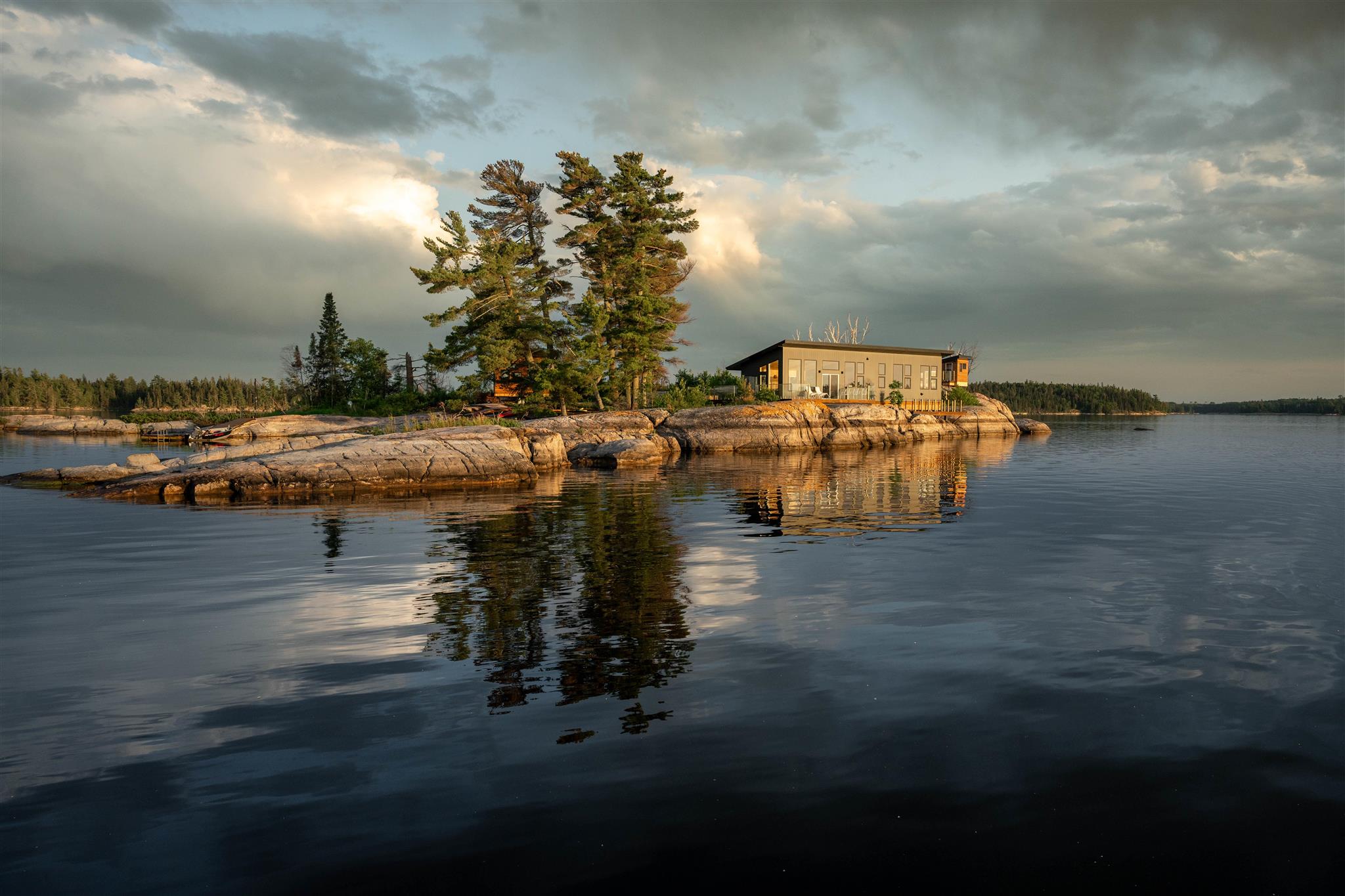 Island S900 Little Sand Lake, Minaki, Ontario, Canada photo 6