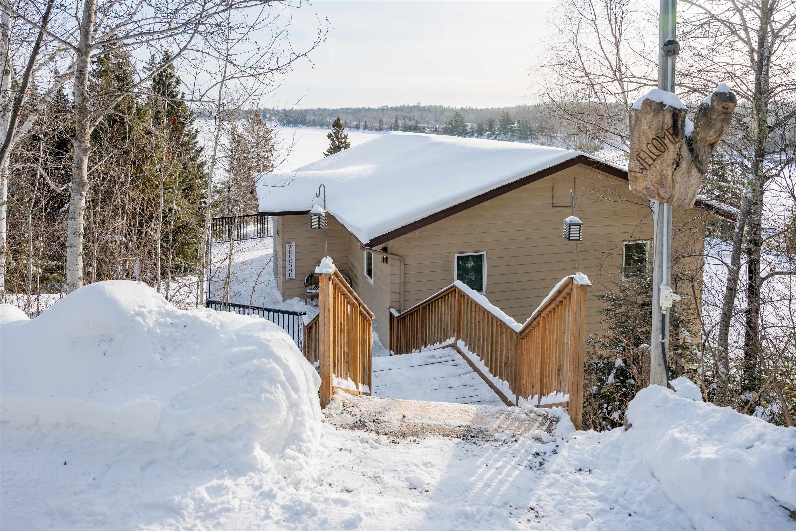 220D Phantom Drive, Kenora, Ontario, Canada photo 10