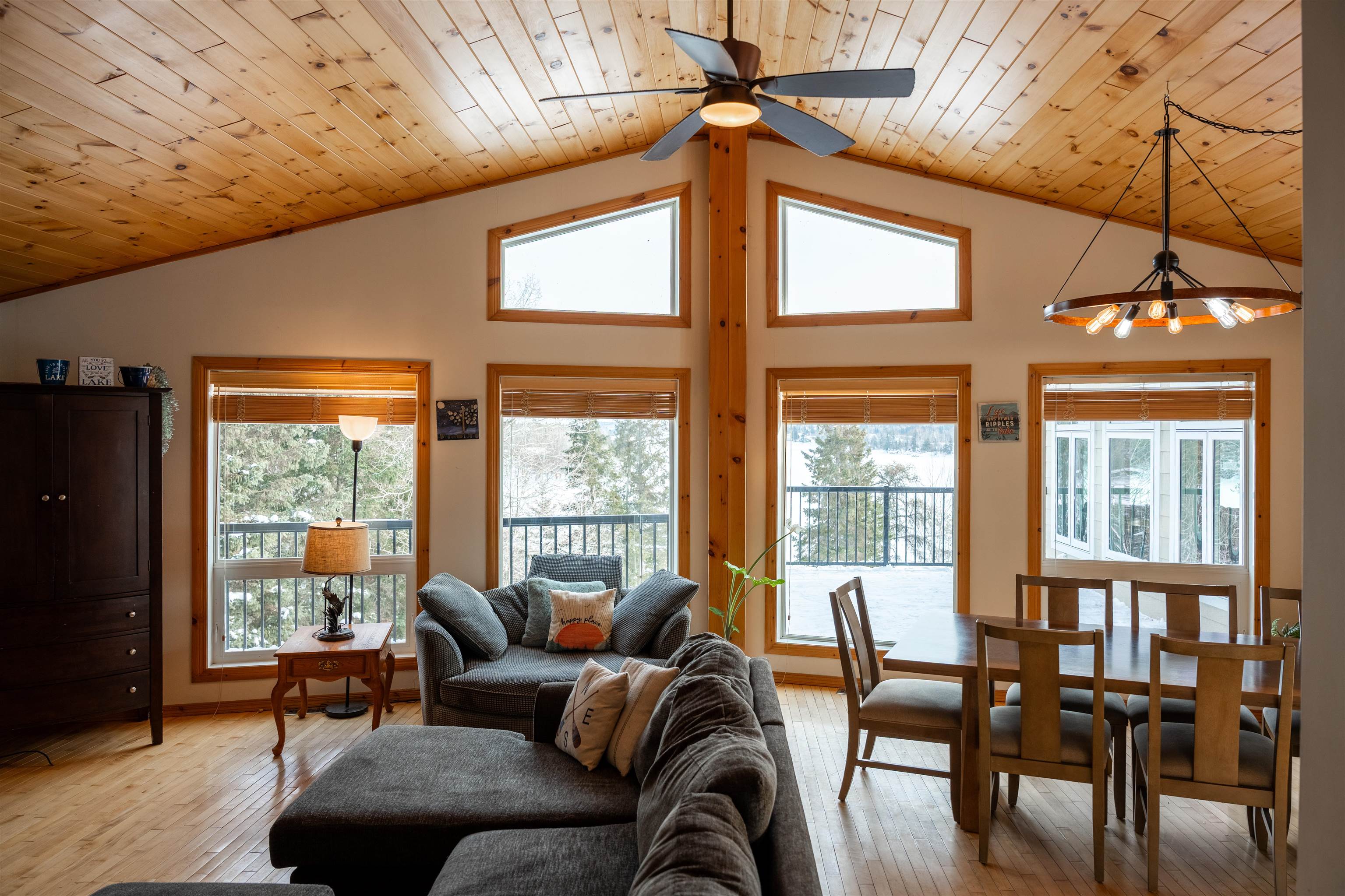 220D Phantom Drive, Kenora, Ontario, Canada photo 13