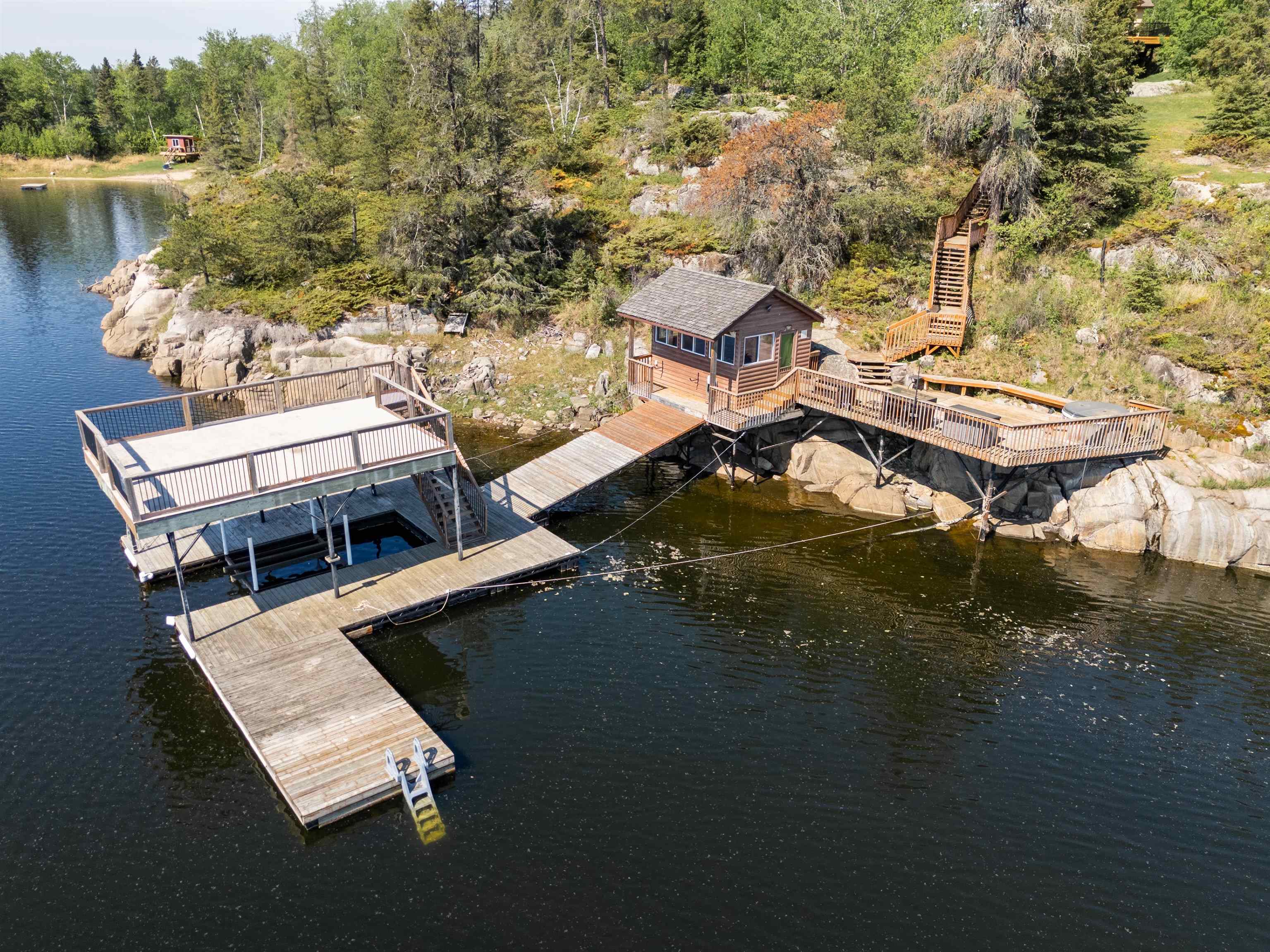 220D Phantom Drive, Kenora, Ontario, Canada photo 40