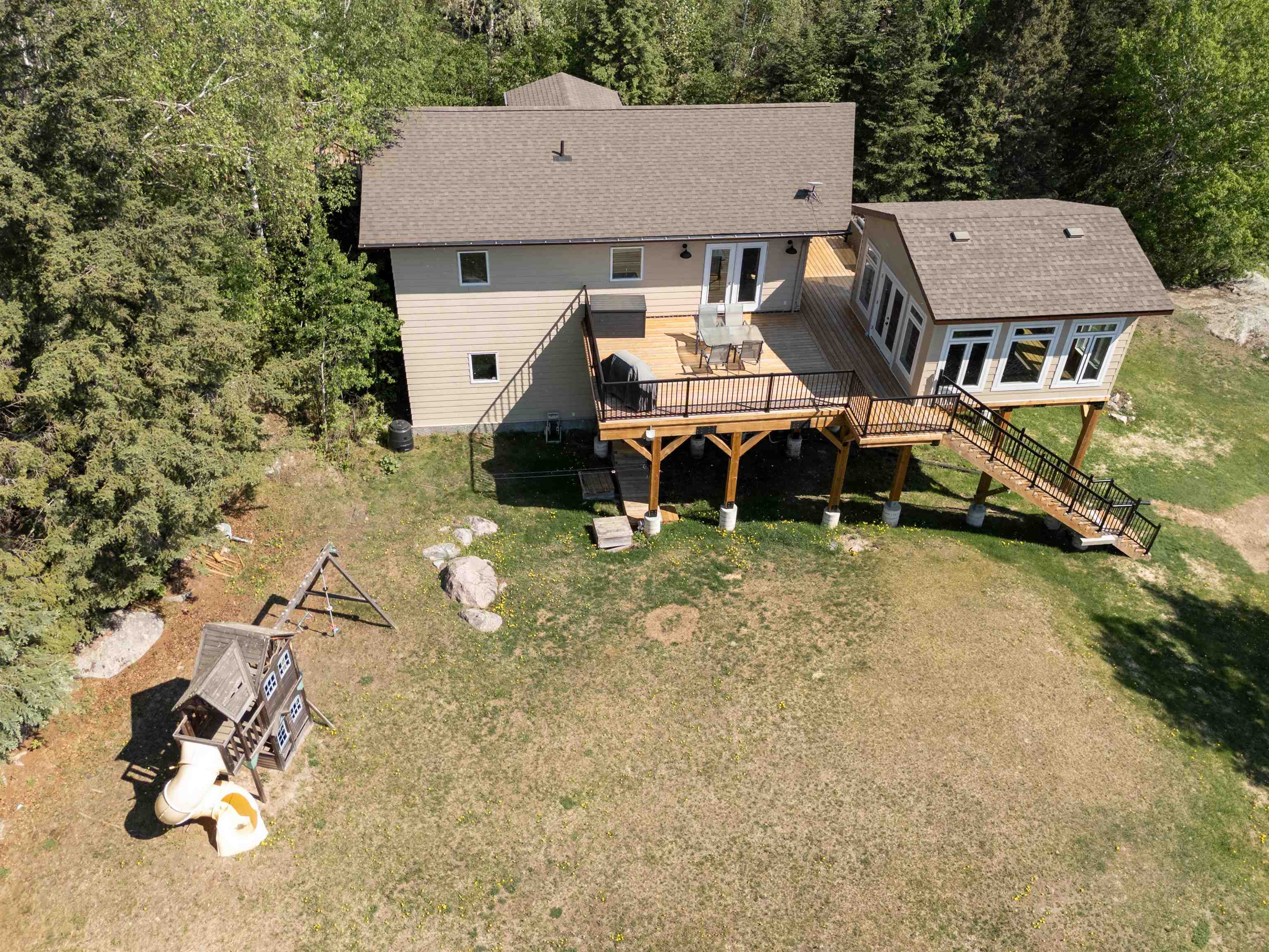 220D Phantom Drive, Kenora, Ontario, Canada photo 4