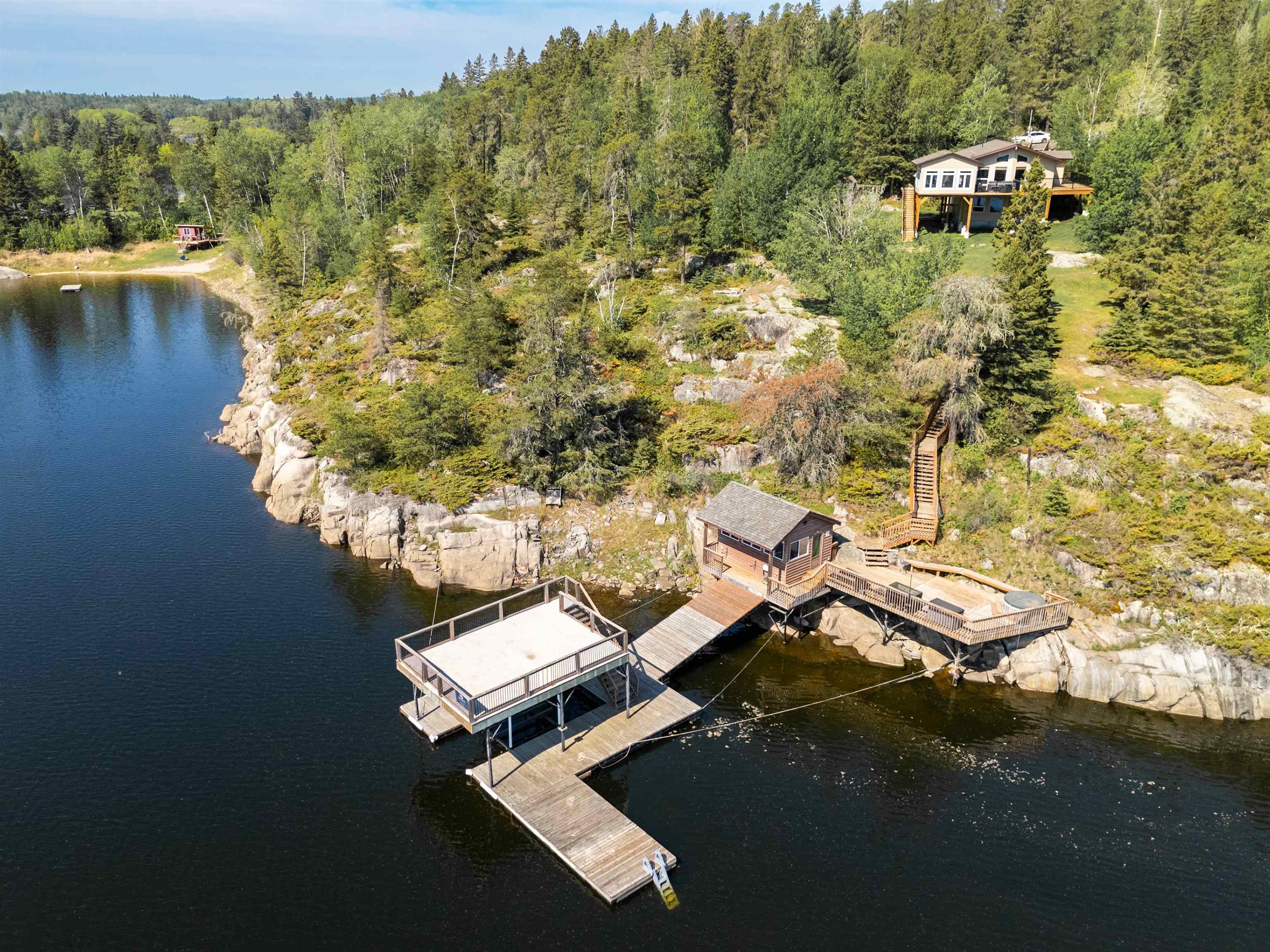 220D Phantom Drive, Kenora, Ontario, Canada photo 5