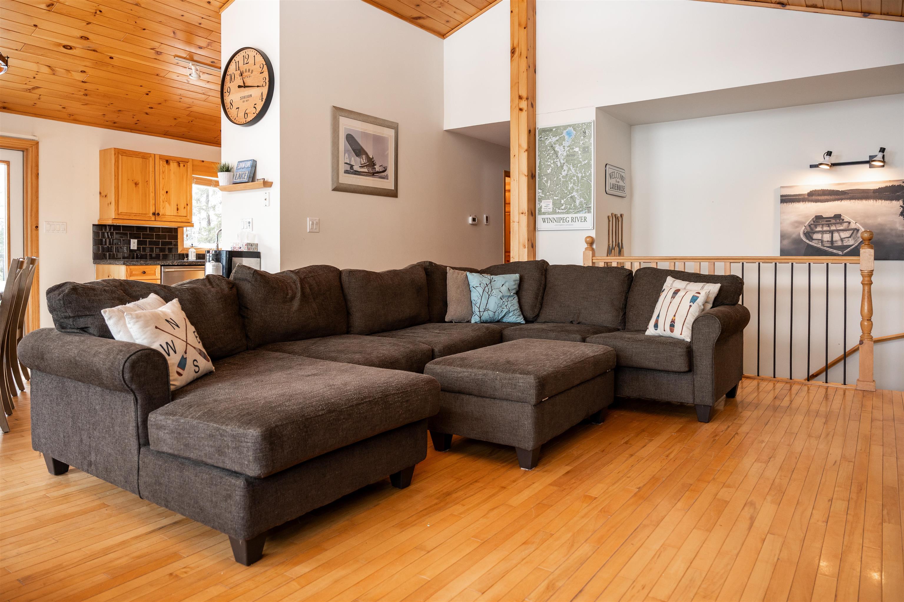 220D Phantom Drive, Kenora, Ontario, Canada photo 14