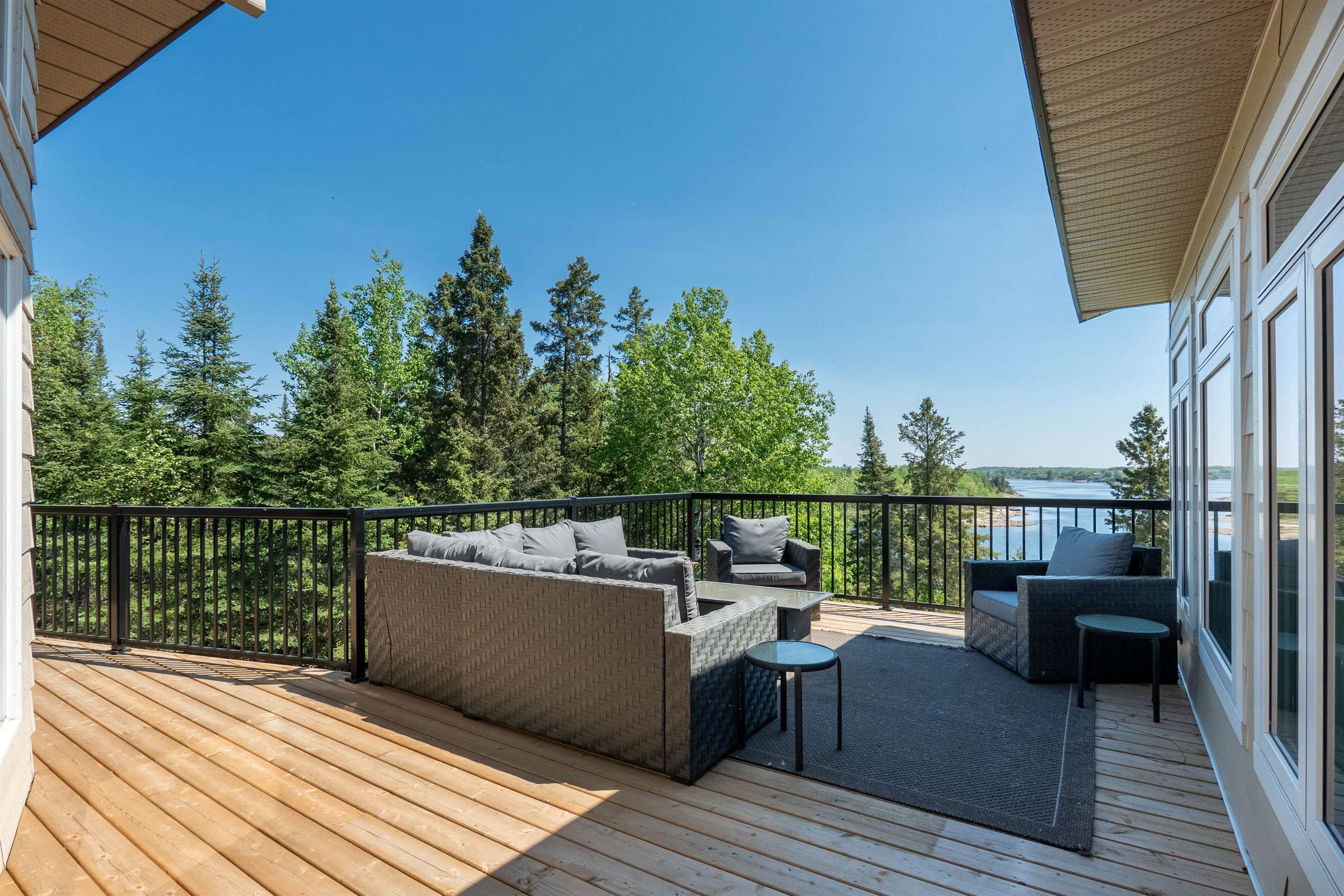 220D Phantom Drive, Kenora, Ontario, Canada photo 41