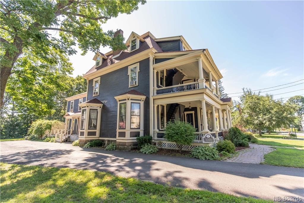 230 University Avenue, Fredericton, New Brunswick, Canada