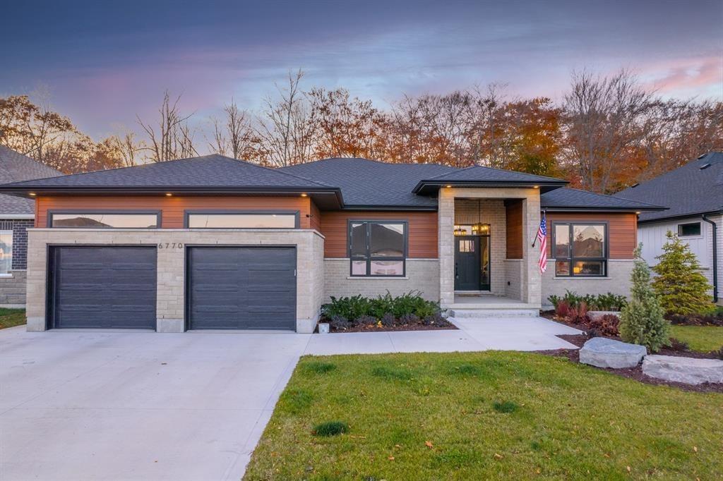 6770 Griffin Drive, Plympton-wyoming Ontario, Canada