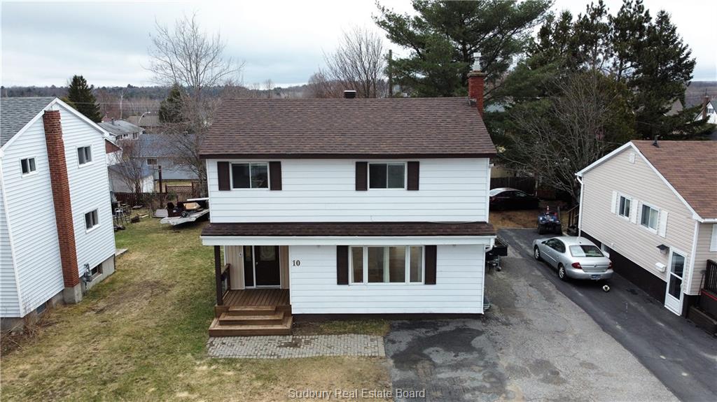 10 Brown Road, Elliot Lake, Ontario, Canada