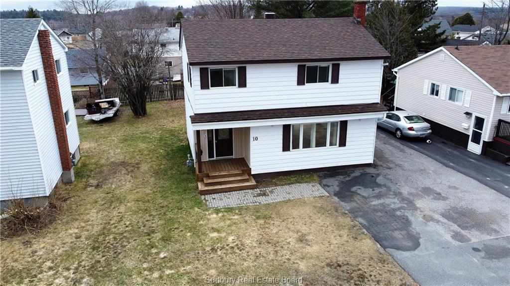 10 Brown Road, Elliot Lake, Ontario, Canada