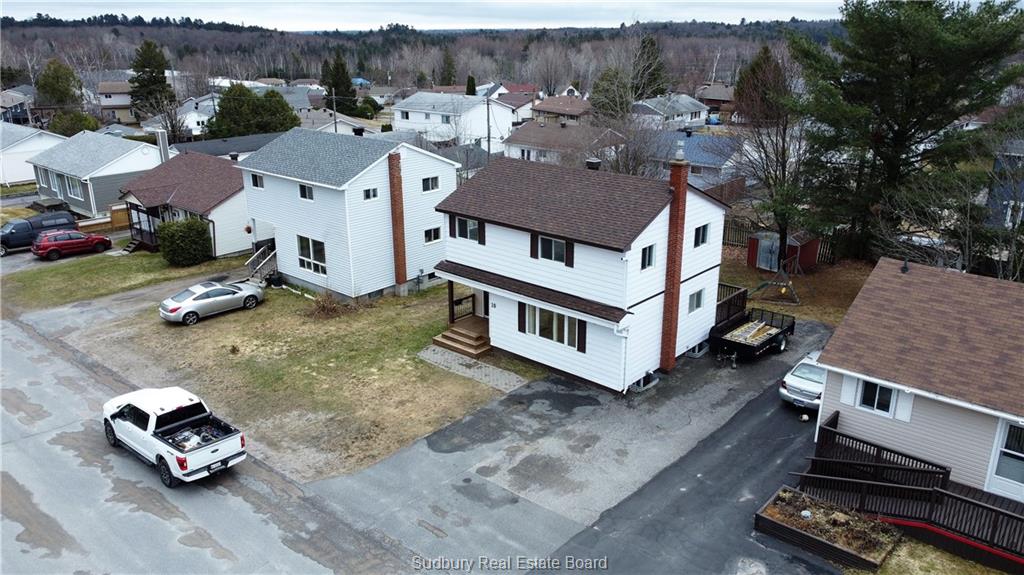 10 Brown Road, Elliot Lake, Ontario, Canada