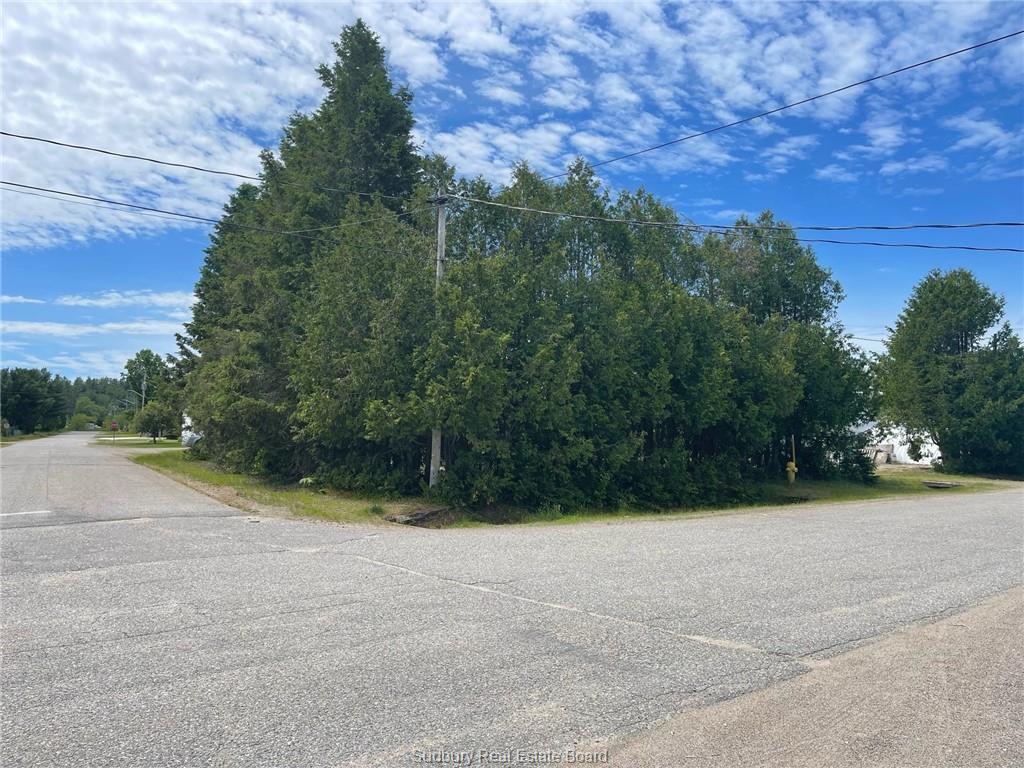 395 Spruce Street, Massey, Ontario, Canada