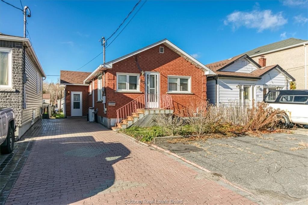 63 logan avenue, Sudbury Ontario, Canada