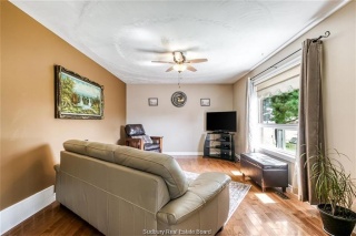 8 Arlington E Drive, Dowling Ontario