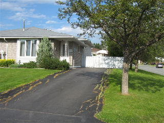 103 COLONIAL CRT, Sudbury Ontario, Canada