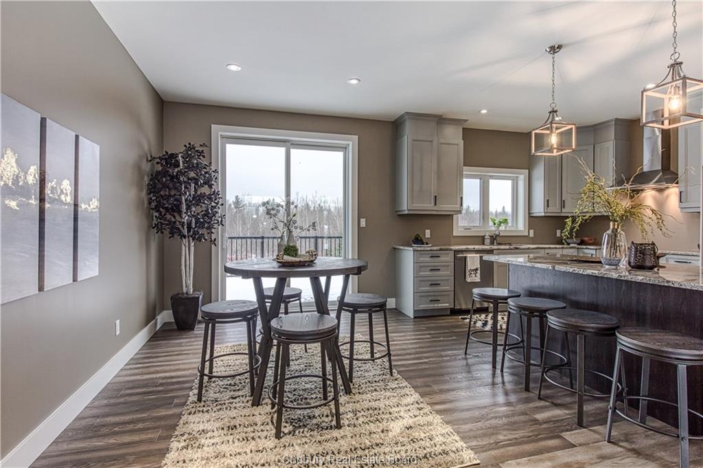 171 Hollybrook, Azilda Ontario, Canada