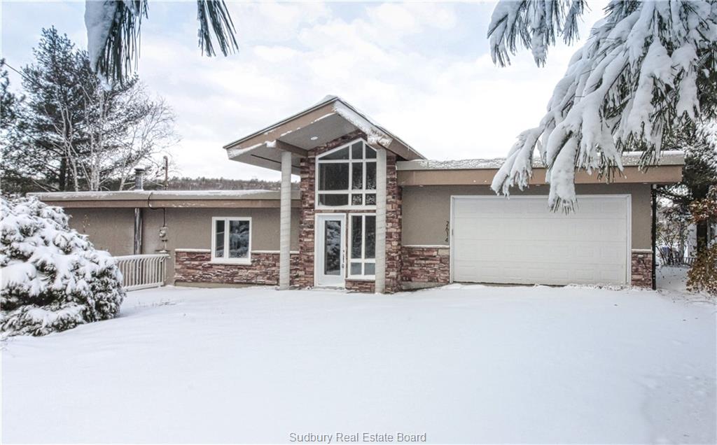 2614 South Shore Road, Sudbury Ontario, Canada