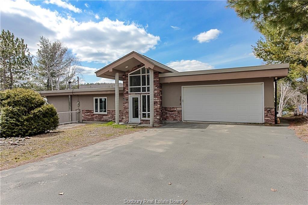 2614 South Shore Road, Sudbury Ontario, Canada