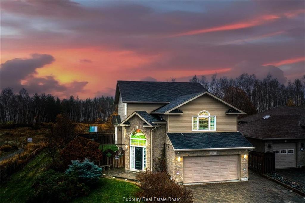 312 Braemore Court, Garson, Ontario, Canada