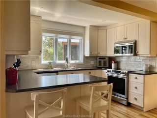 240 Lake Road, St. Charles Ontario