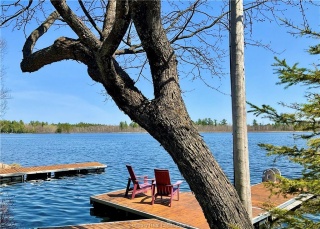 240 Lake Road, St. Charles Ontario