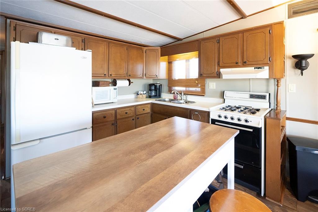 92 CLUBHOUSE Road Unit# 57, Turkey Point, Ontario, Canada