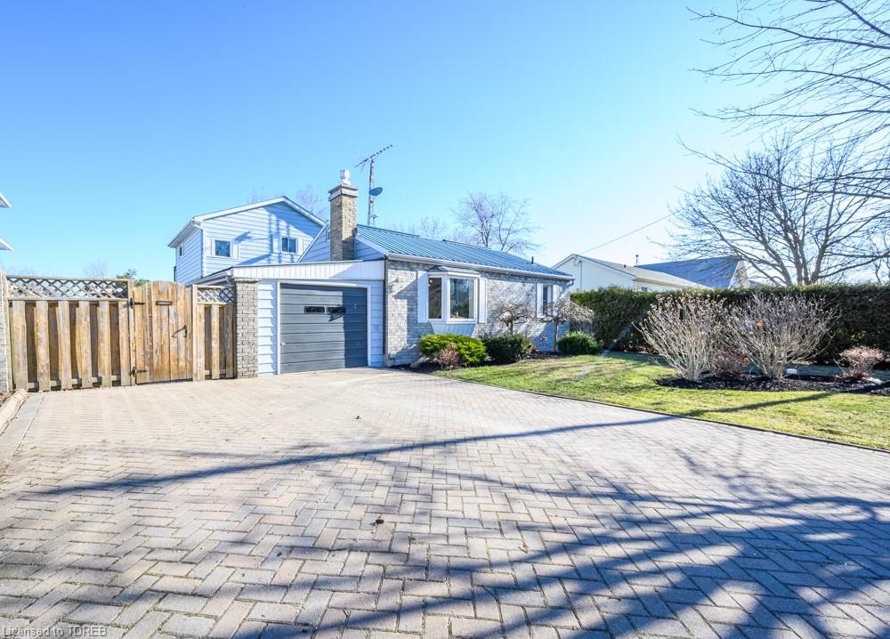 270 ERIE Boulevard, Long Point, Ontario, Canada