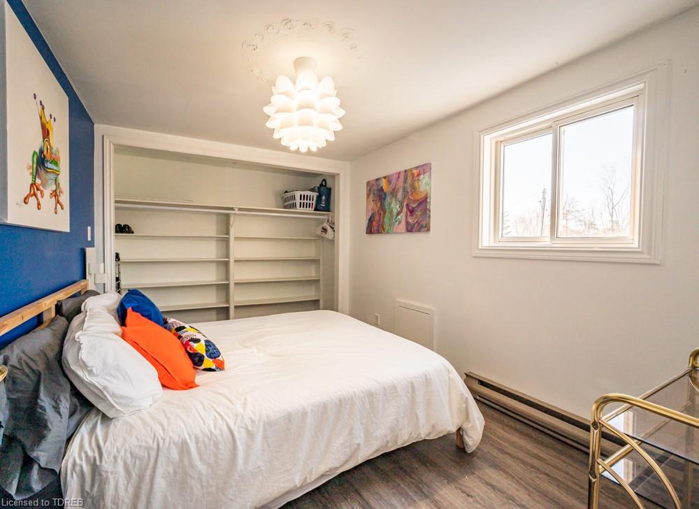 270 ERIE Boulevard, Long Point, Ontario, Canada