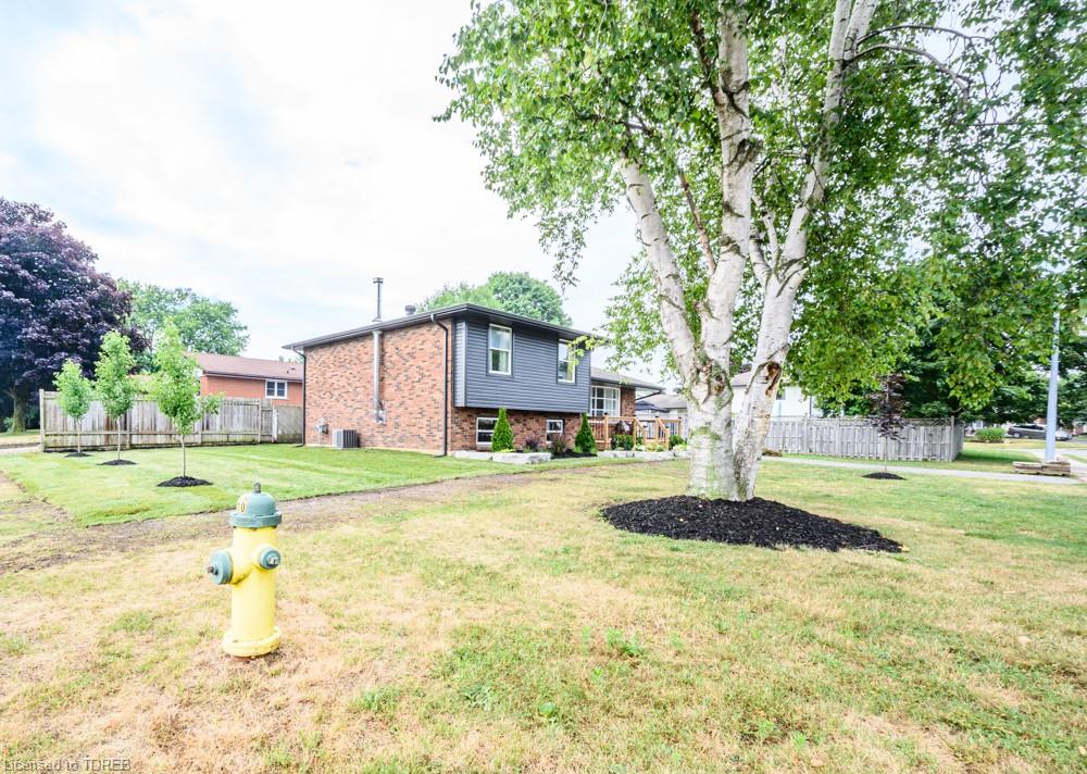 48 DEVONSHIRE Avenue, Tillsonburg, Ontario, Canada