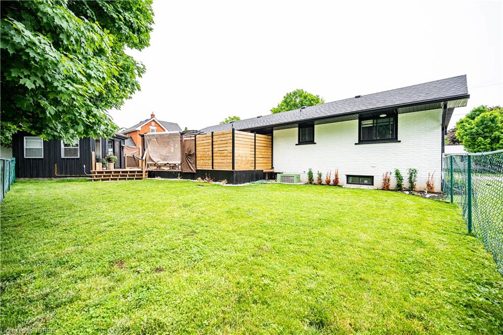 3 SOUTH COURT Street E, Norwich Township, Ontario, Canada