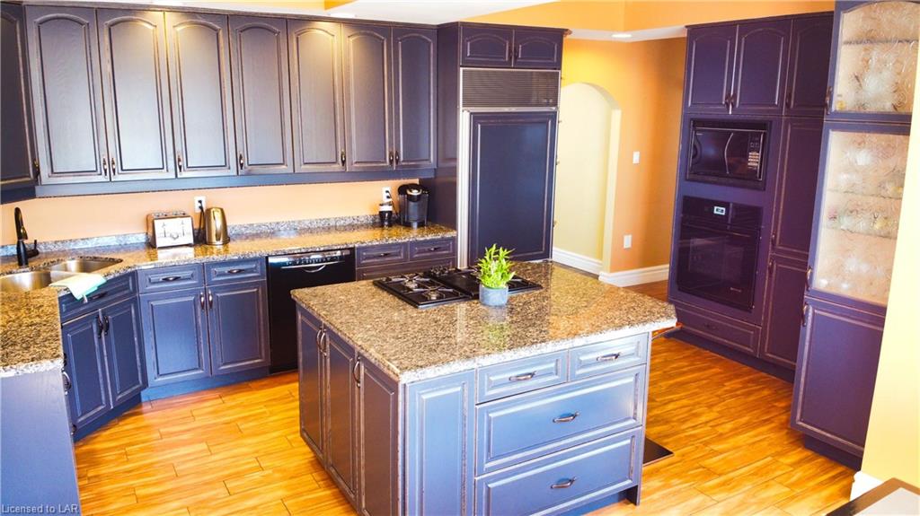 649 DRIFTWOOD Road, Orillia, Ontario, Canada