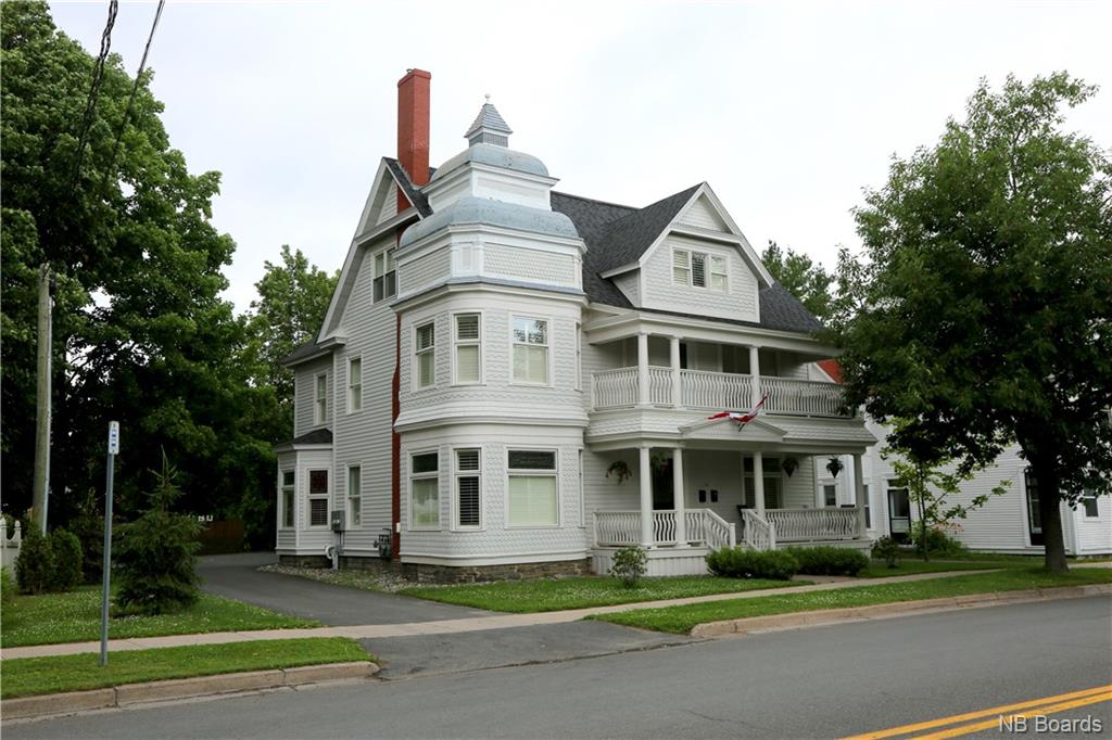 82 Waterloo Row, Fredericton, New Brunswick, Canada