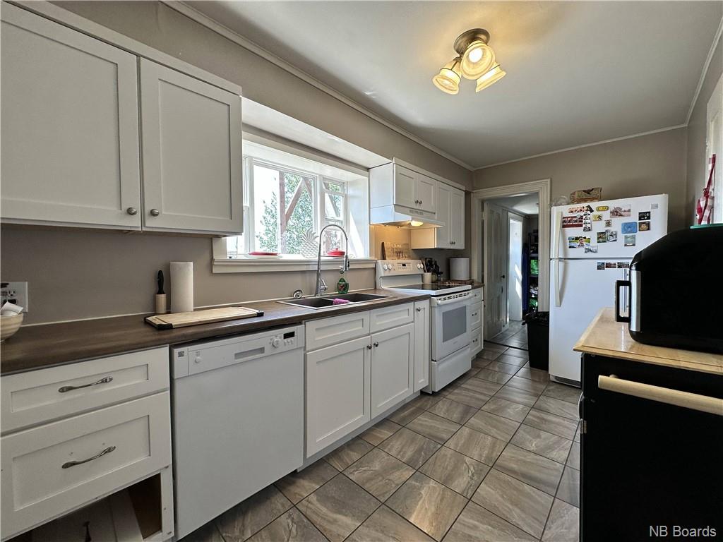 22 Queen Square South, Saint John, New Brunswick, Canada