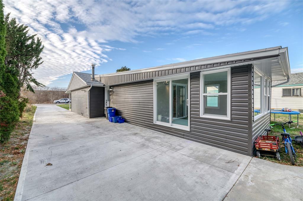 5878 TELFER Road, Sarnia, Ontario, Canada