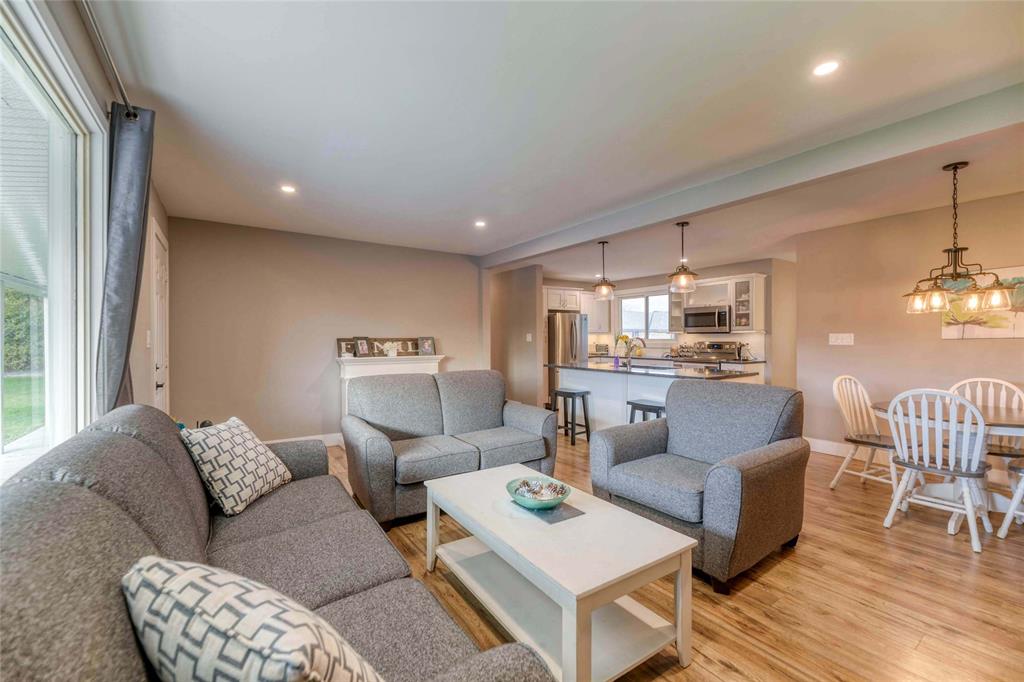 5878 TELFER Road, Sarnia, Ontario, Canada